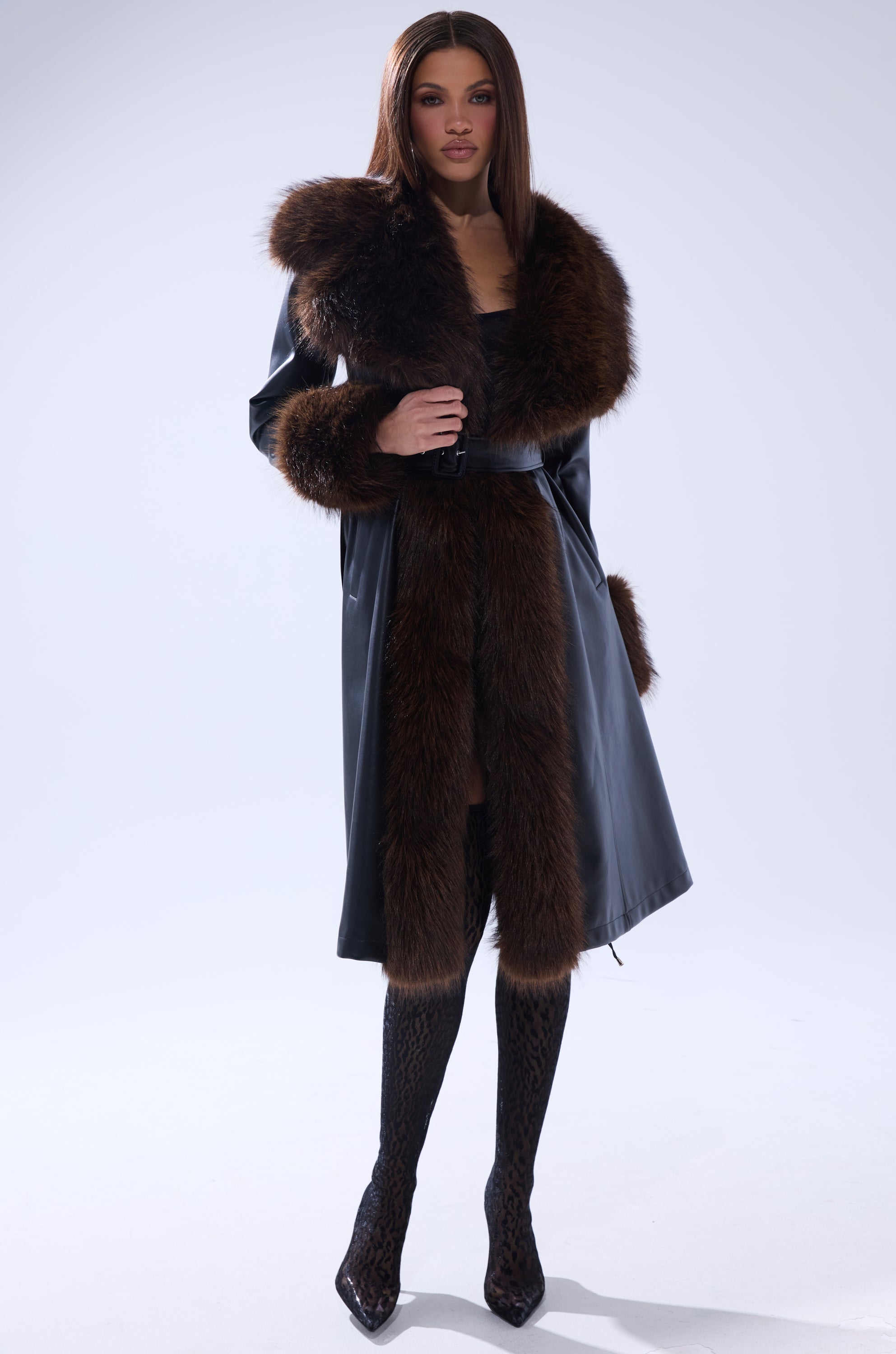 MAIN SQUEEZE FUR TRIM TRENCH