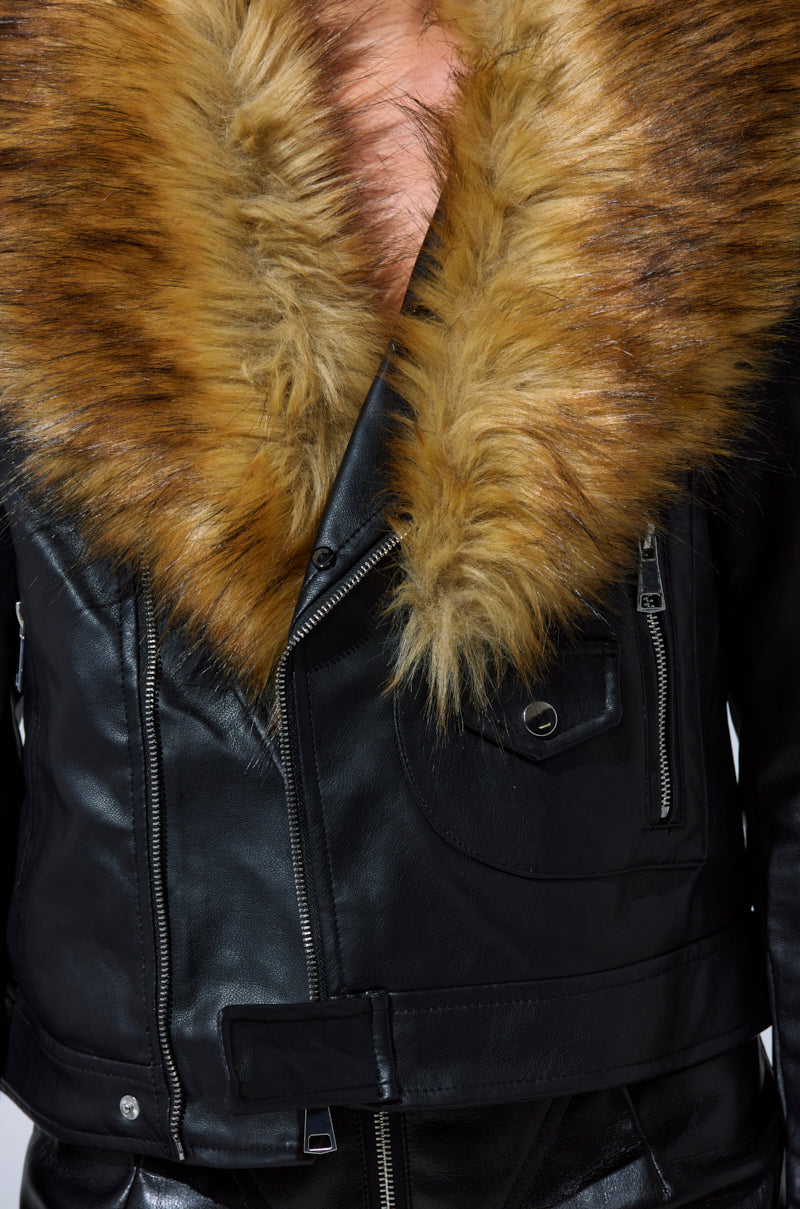 AUSSY FUR COLLAR MOTO