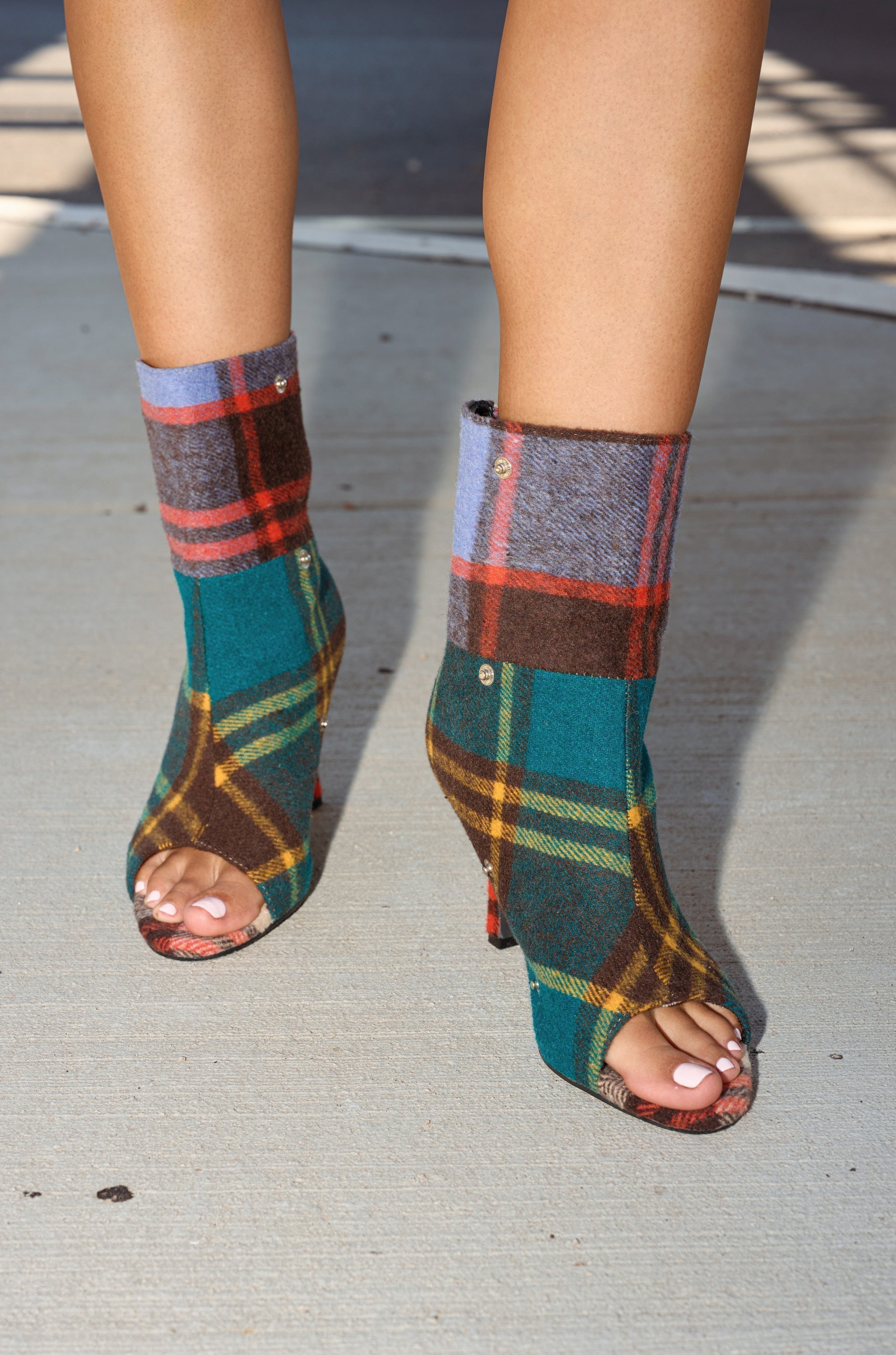 AZALEA WANG BIRD SONG PLAID MULTI OPEN TOE SNAP BOOTIE