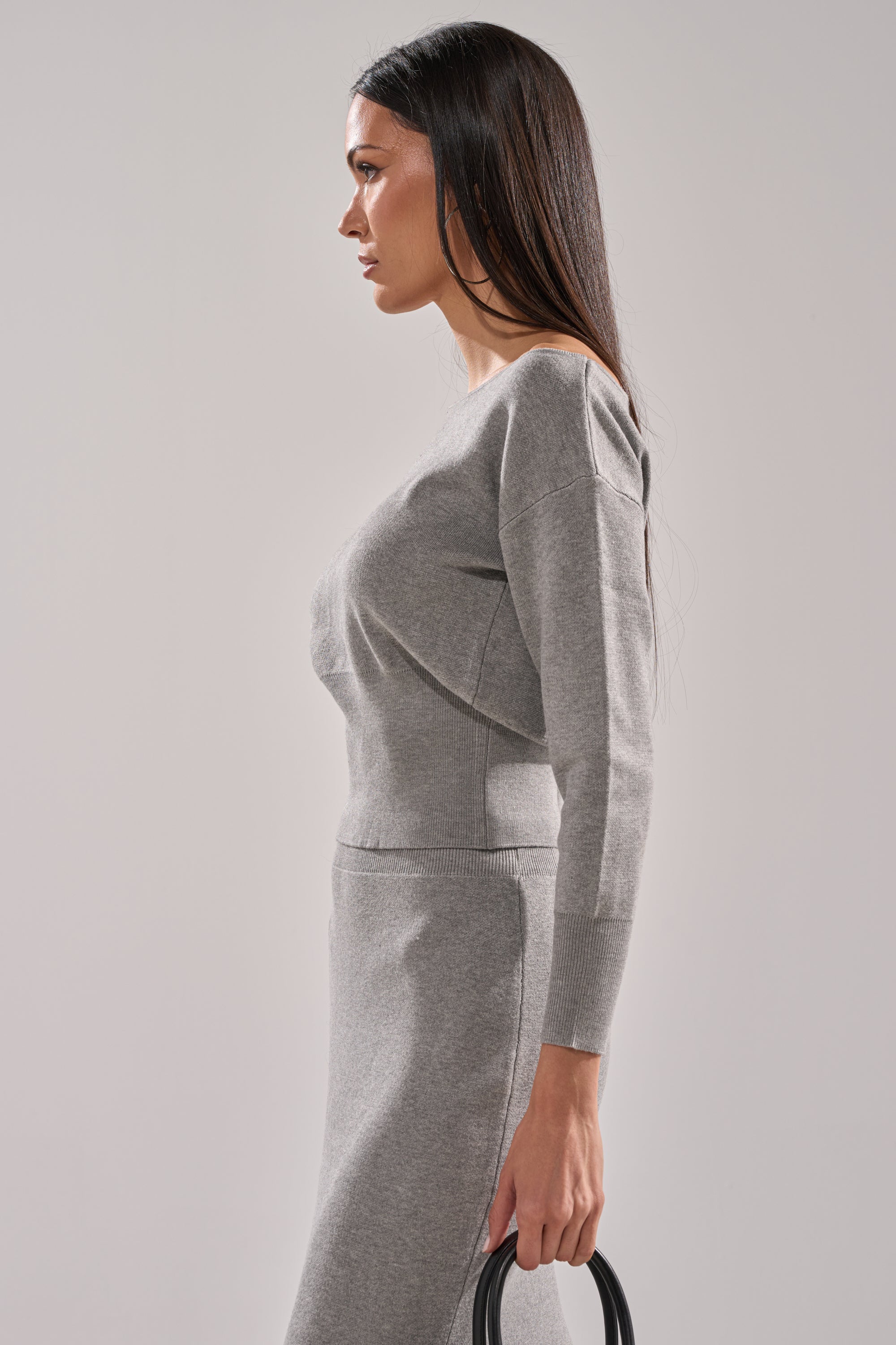 LEXI OFF THE SHOULDER SWEATER