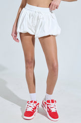 BUBBLES EVERYWHERE SHORT IN WHITE
