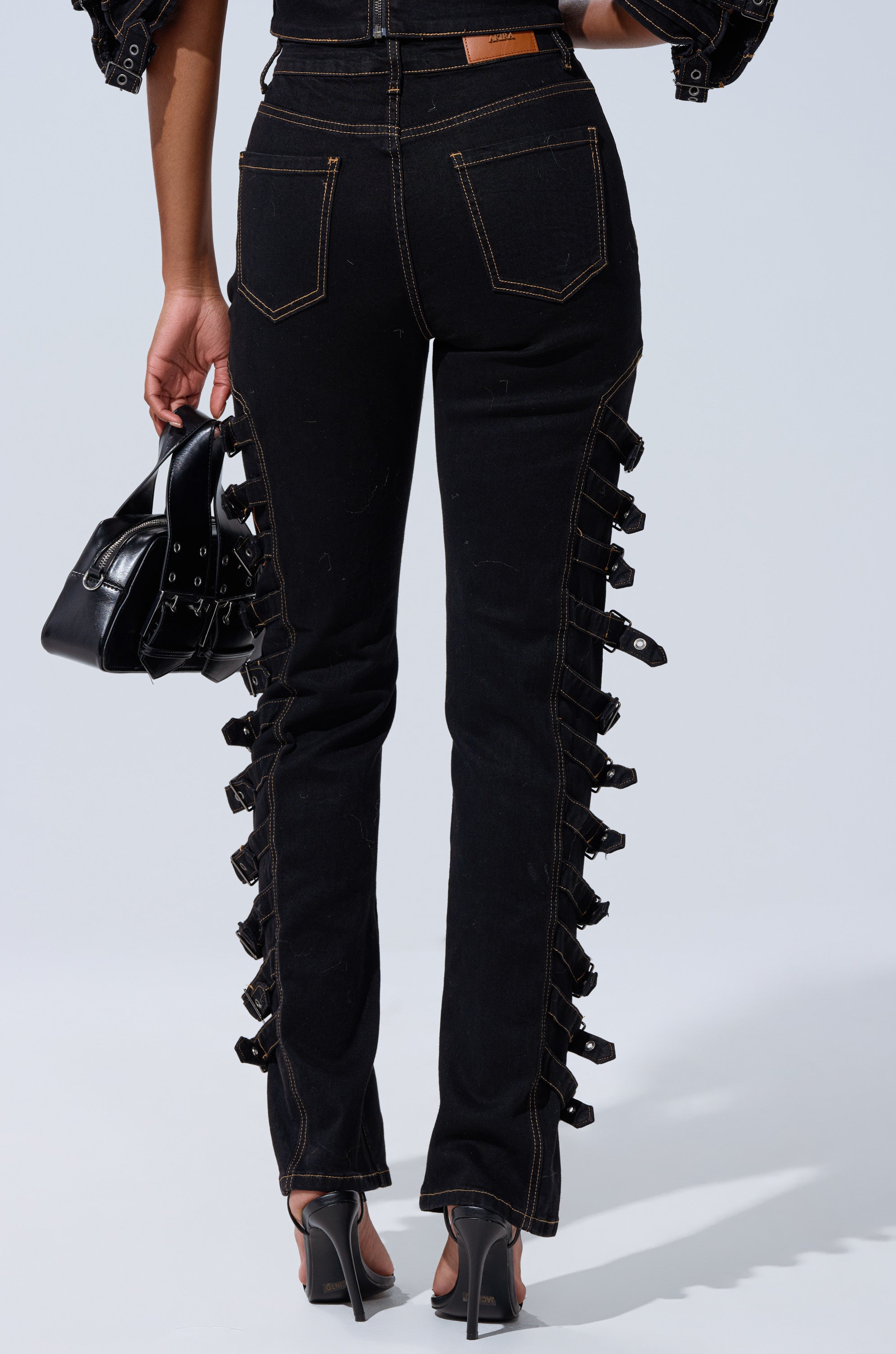 BUCKLE UP SKINNY DENIM PANT