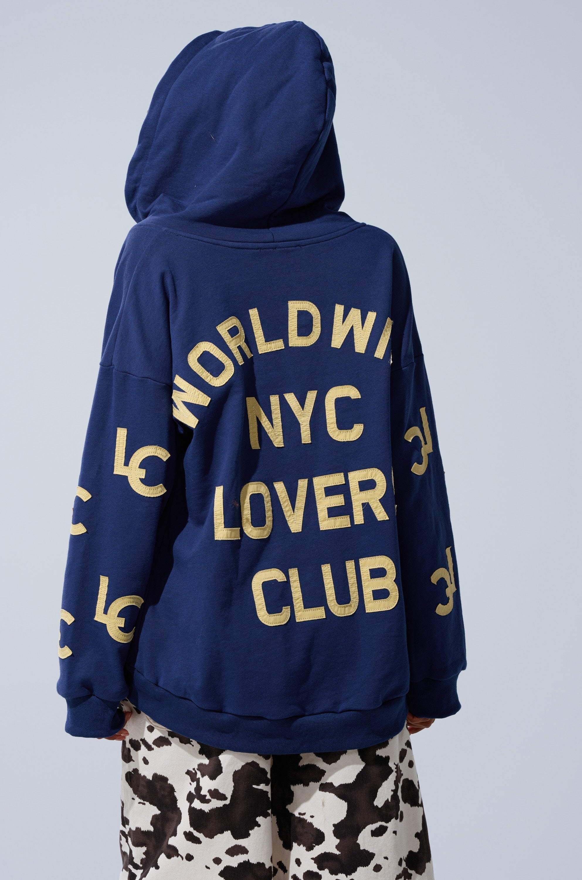 CITY LOVER OVERSIZED SWEATSHIRT