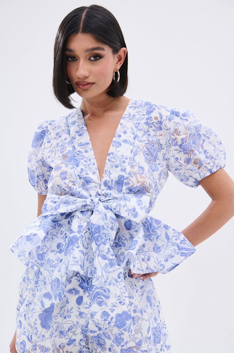 BINKEY FLORAL TIE FRONT BLOUSE