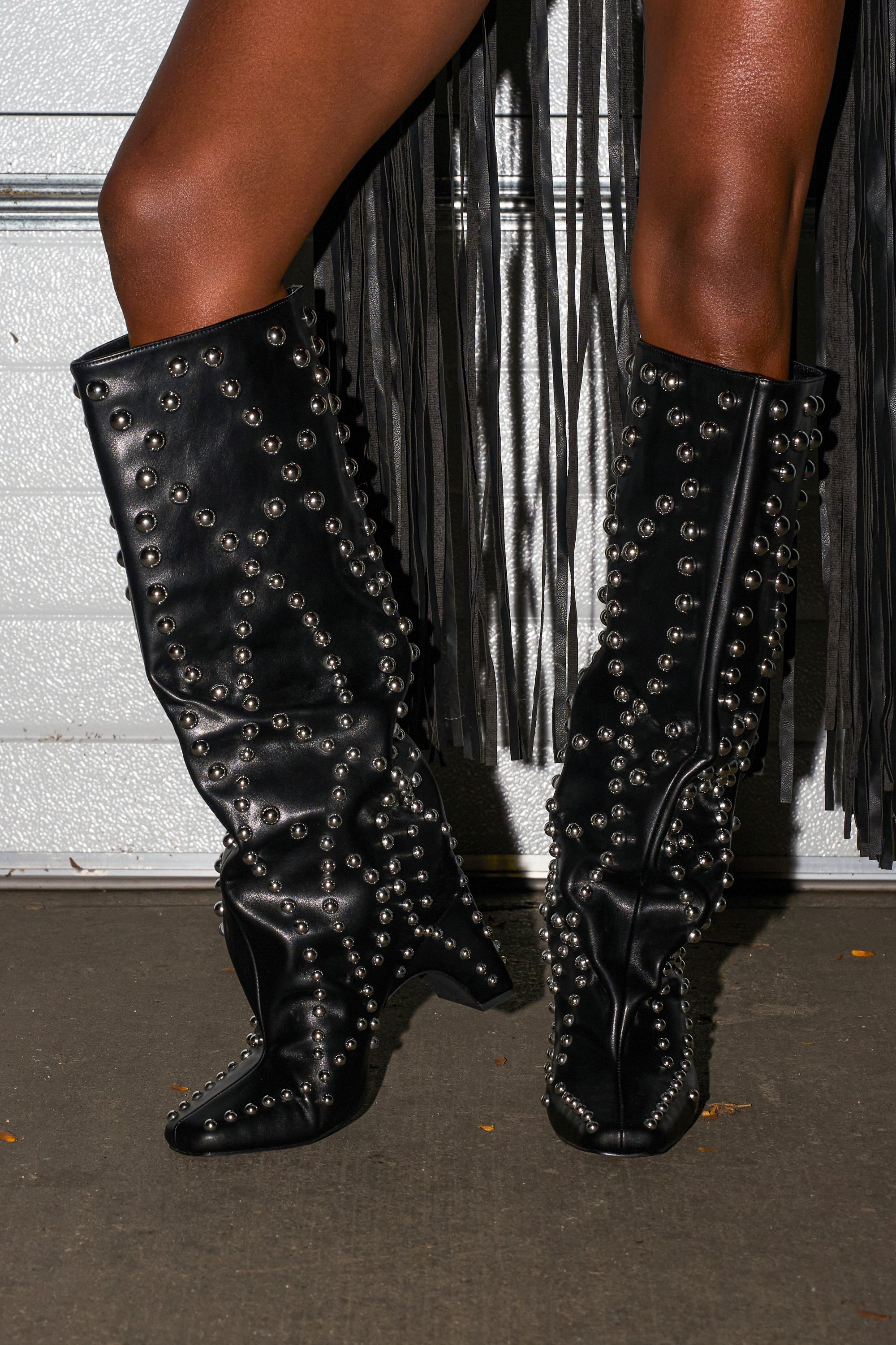 AZALEA WANG WELLS BLACK EMBELLISHED BOOT