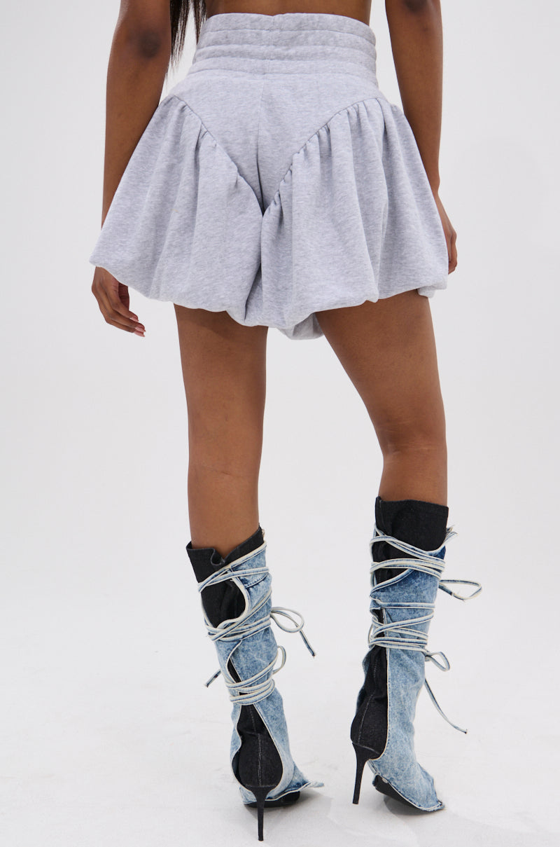 HEATHERED BUBBLE SHORT