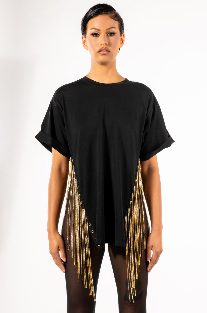 ABOVE AVERAGE CHAIN DETAIL OVERSIZED CREW NECK TSHIRT