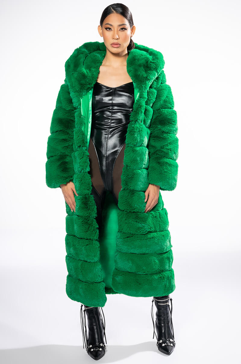 LUXE JENNY FAUX FUR LONG COAT IN GREEN