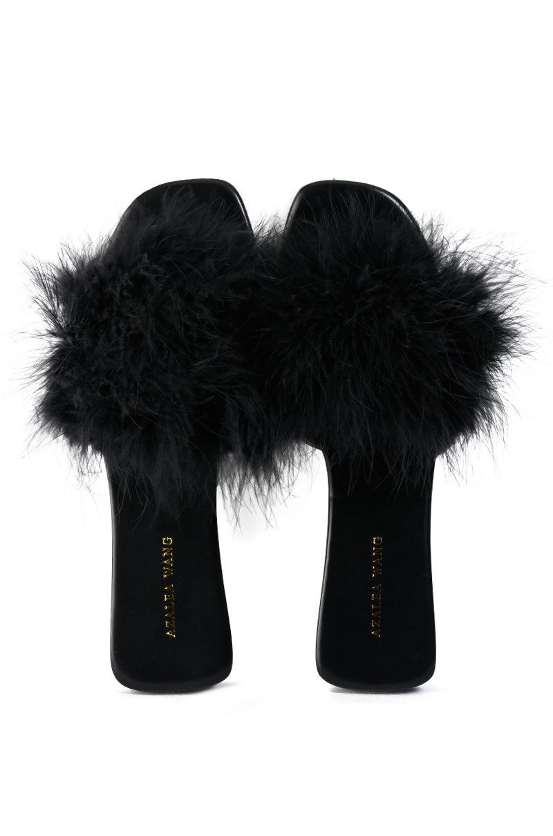 AZALEA WANG PAISLEY FLAT FEATHER SANDAL IN BLACK