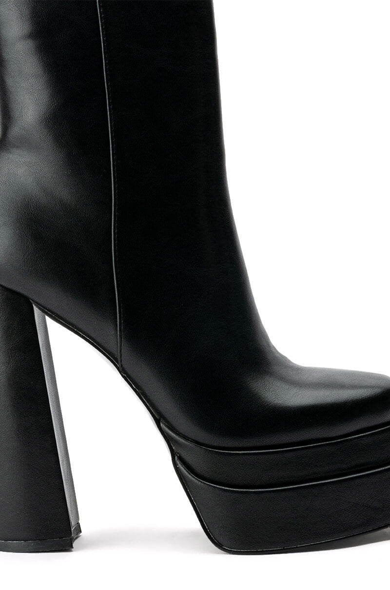 AZALEA WANG RUN AWAY CHUNKY BOOTIE IN BLACK