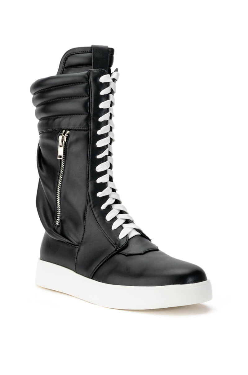 AZALEA WANG THROW IT BACK FLAT SNEAKER IN BLACK