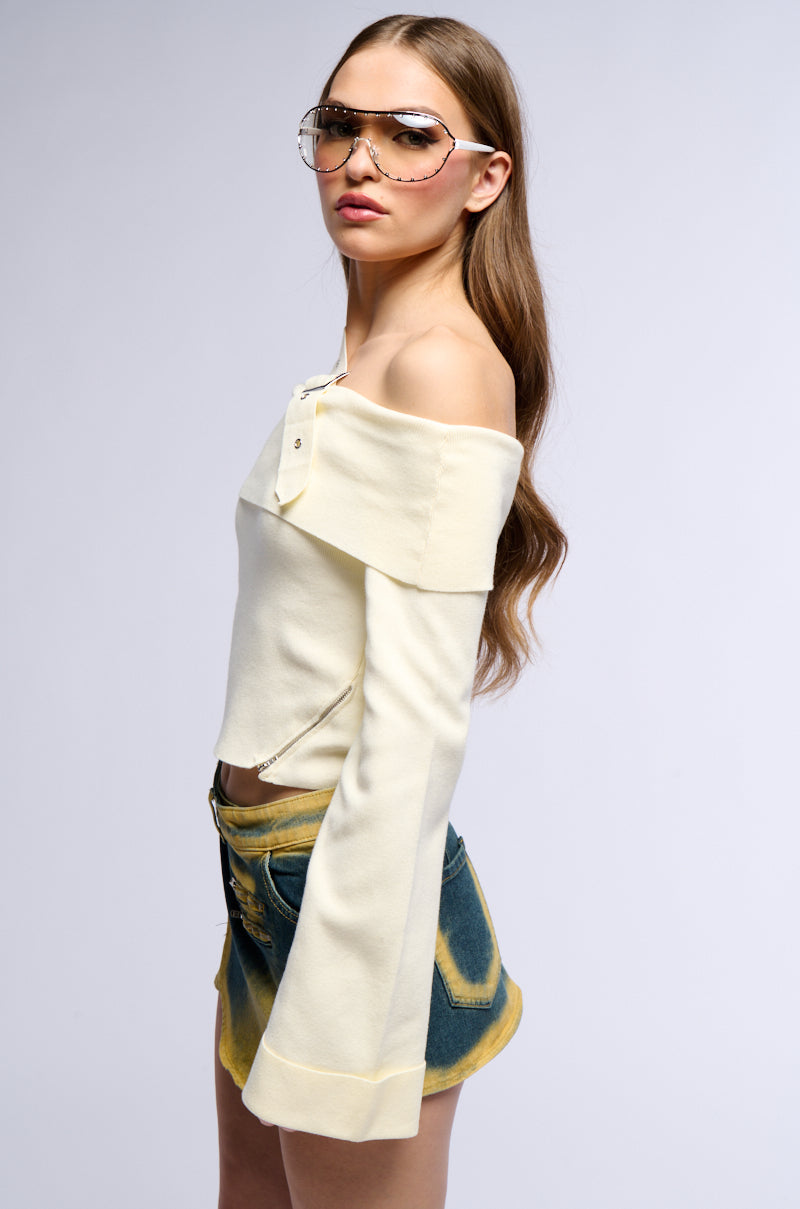 BOUJEE GIRL OFF THE SHOULDER ZIPPER SWEATER TOP