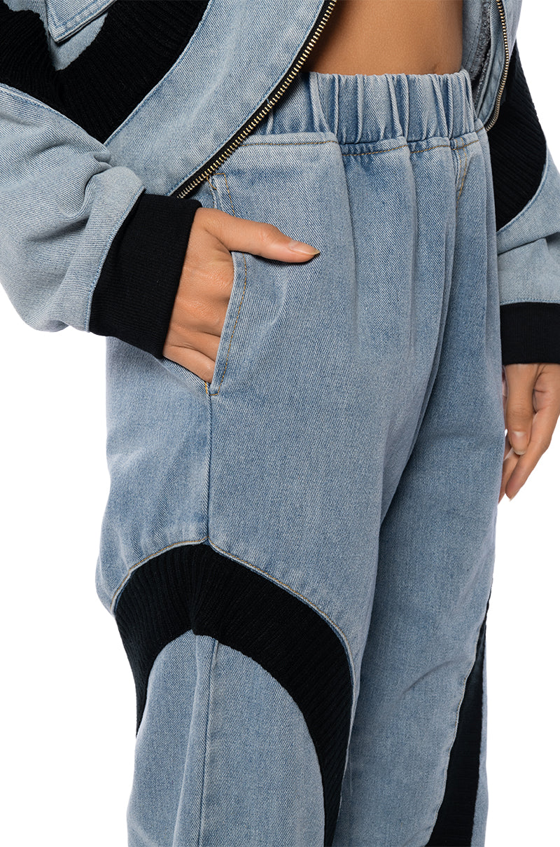 CURVE EFFECT RIBBED TRIM DENIM JOGGER