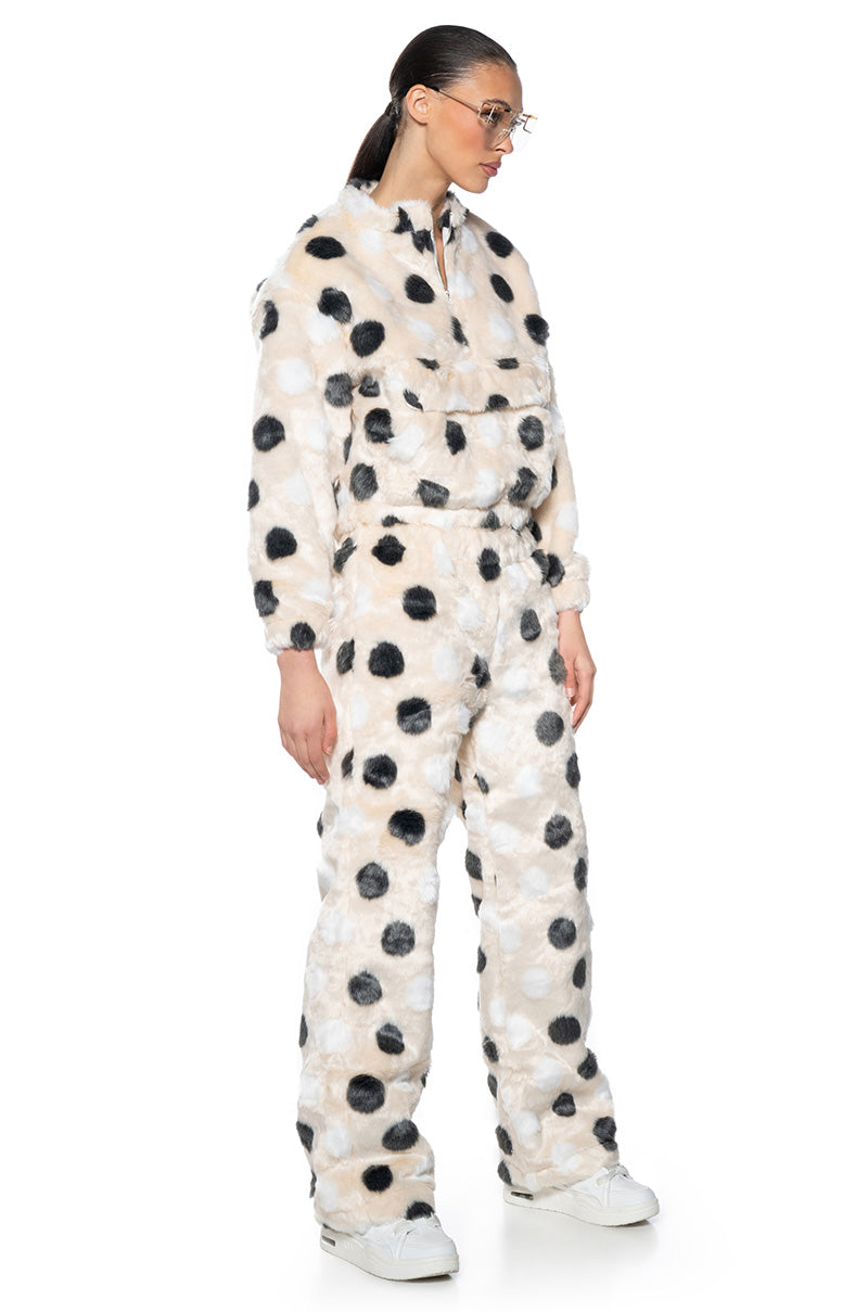 DOTTY FAUX FUR OVERSIZED PULLOVER