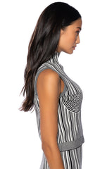 DOUBLE VISION STRIPED CROPPED SLEEVELESS SWEATER