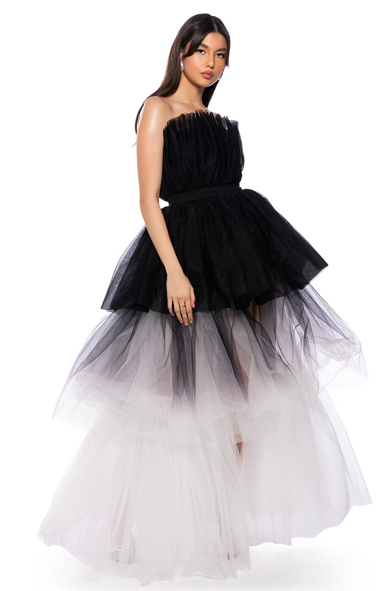 IT'S GIVING GLAM MAXI DRESS