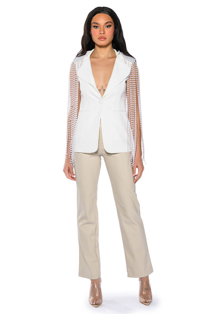 LA MODA PEARL SHOULDER PAD BLAZER