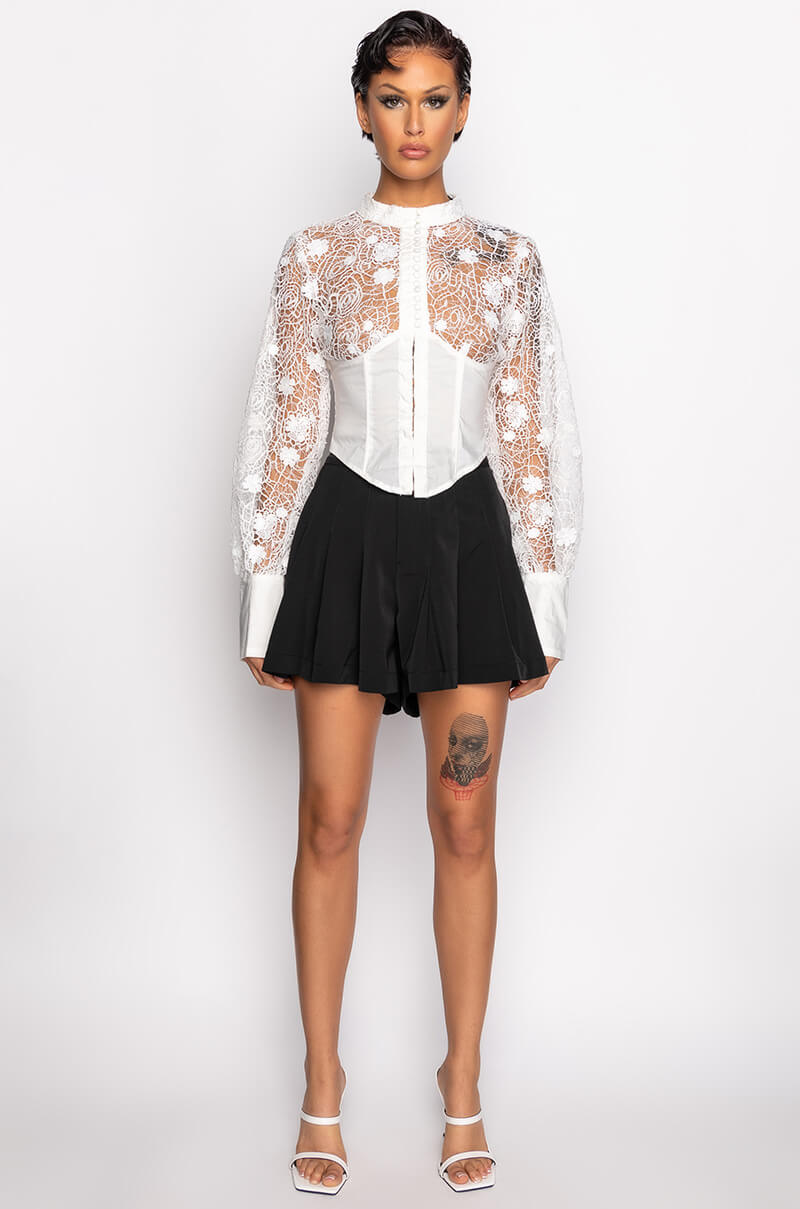 LIBRA MOON HIGH WAISTED PLEATED SHORT