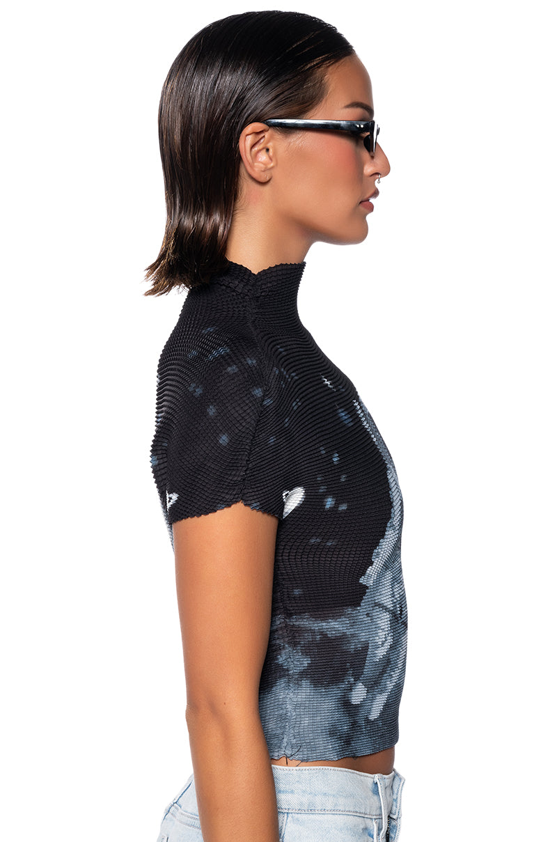 LIFT OFF TEXTURED CAP SLEEVE TSHIRT