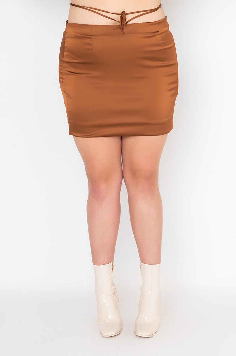 LONG WAY TO GO LACE UP MINI SKIRT PLUS SIZE