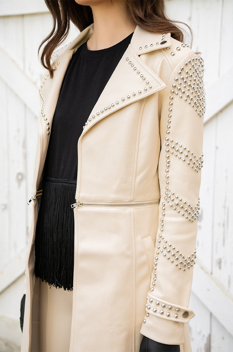 BEIGE PLEATHER TRENCH COAT WITH STUDS
