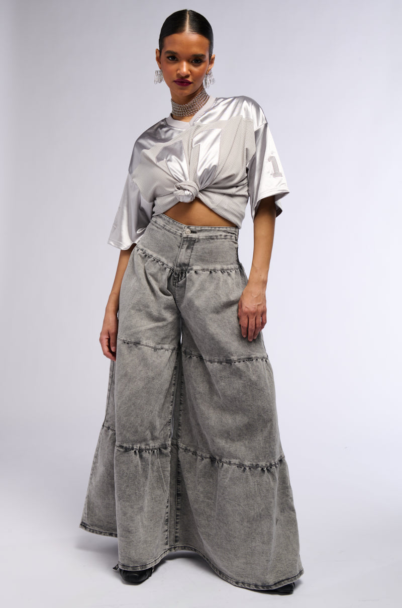 NIKIA TIERED WIDE LEG DENIM JEAN